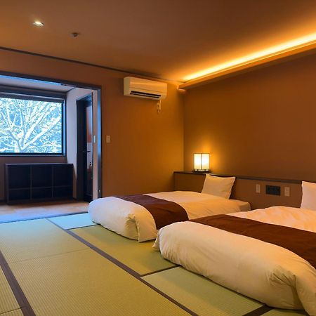 Honke Bankyu Hotel Nikko Buitenkant foto