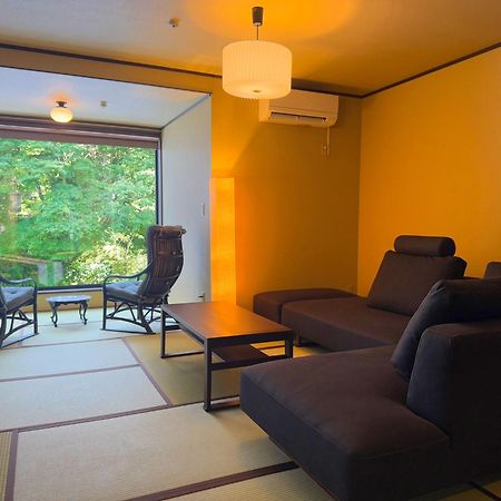 Honke Bankyu Hotel Nikko Buitenkant foto